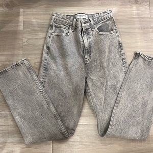 Abercrombie 90’s High Rise Jeans